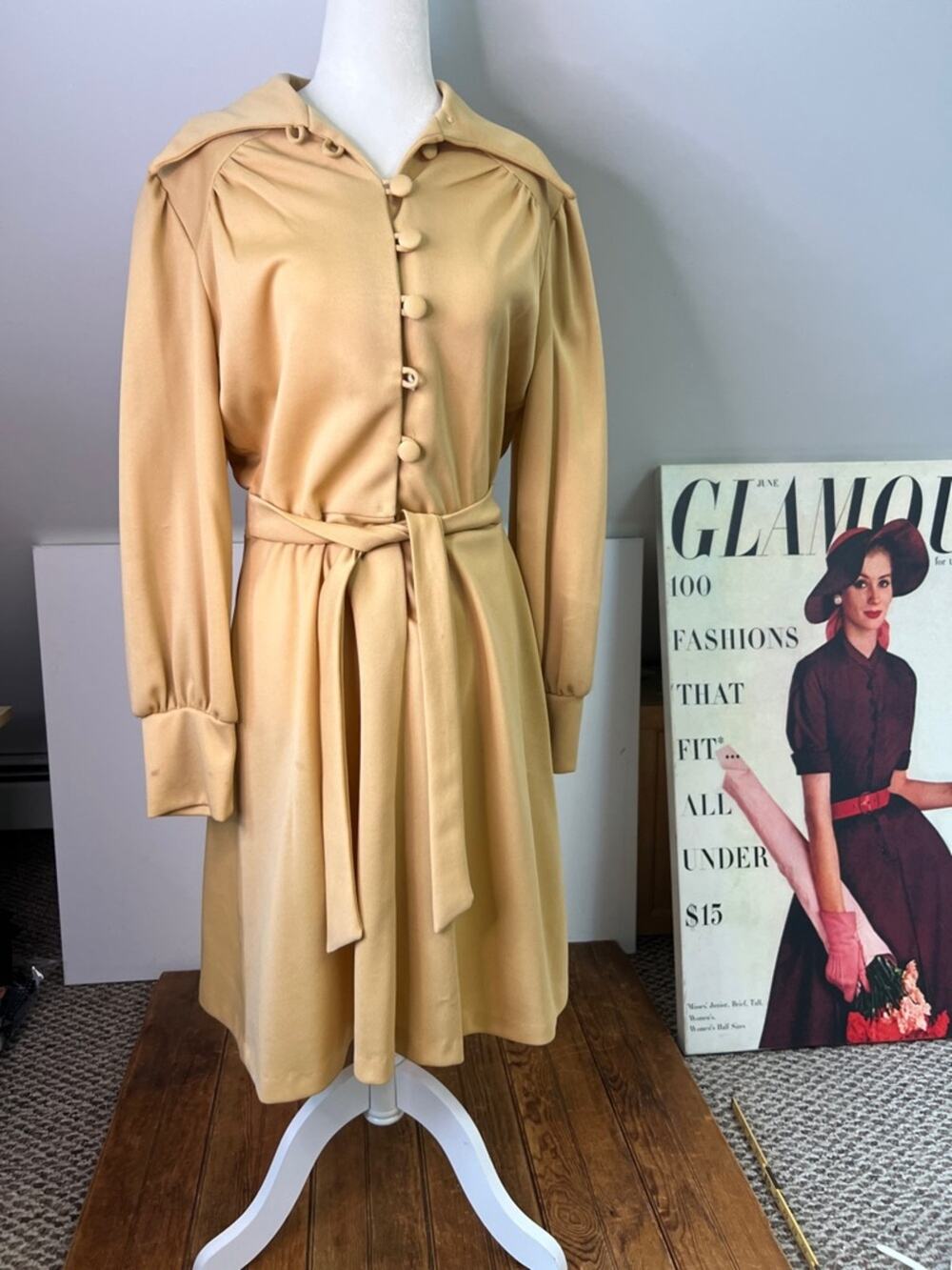Vintage- 70s dress polyester Tan Shirt Dress with Belt rescue me